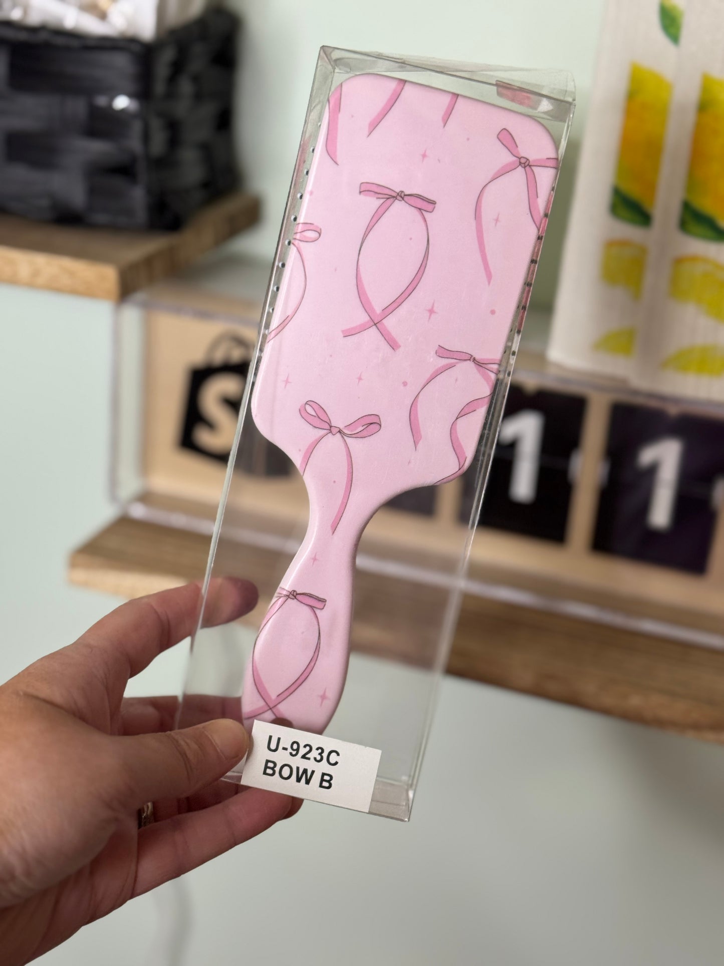 The Trendy Brush