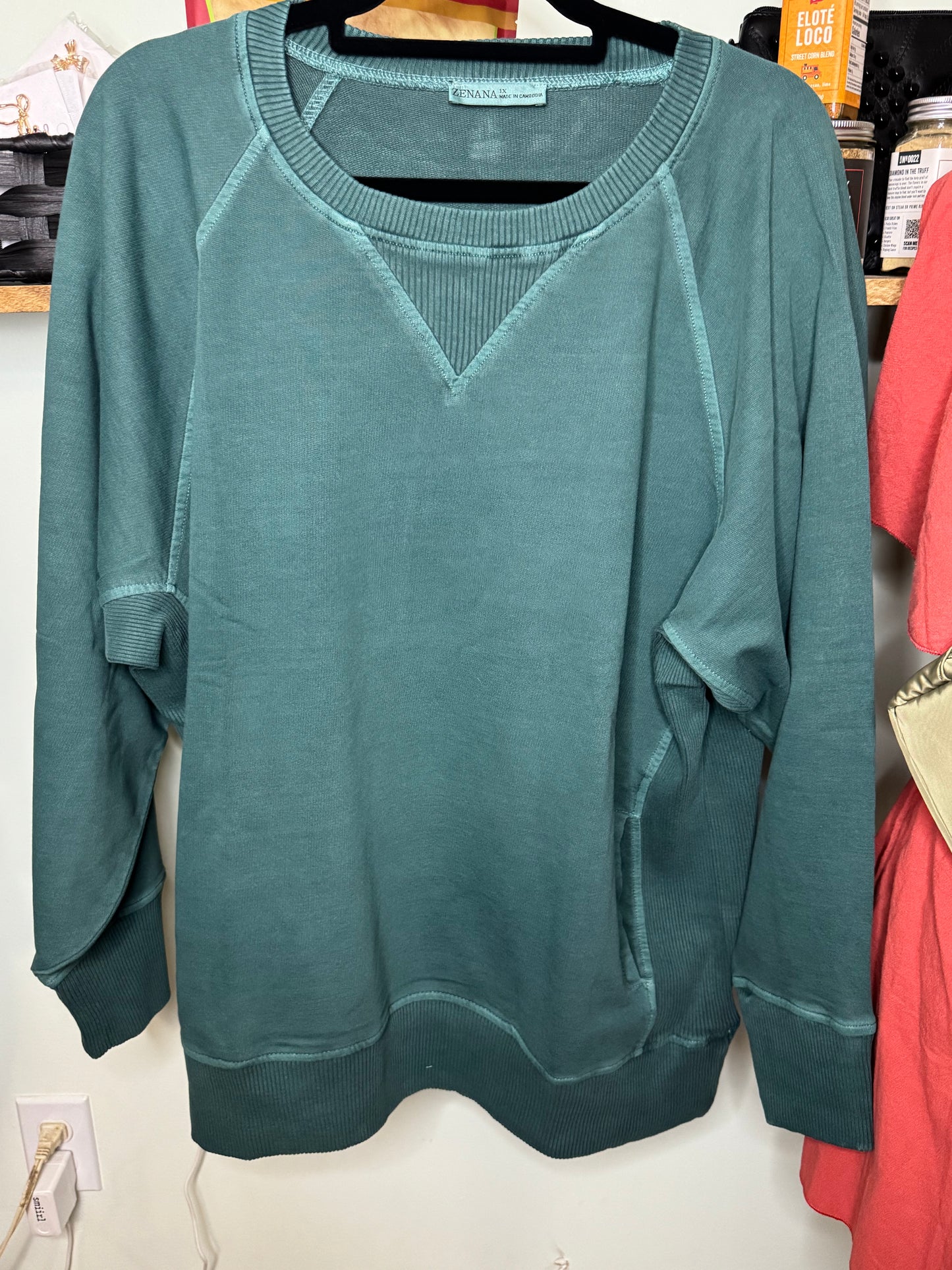Pigment French Terry Pullover
