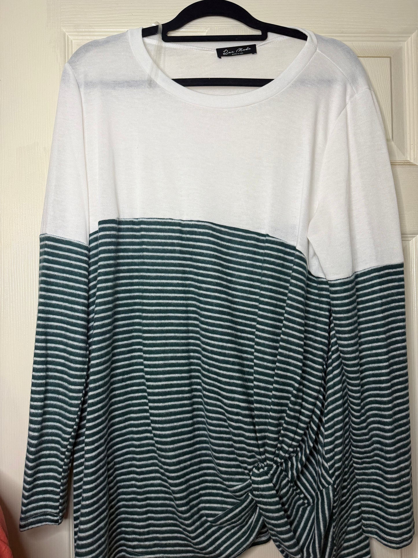 Front Twist Knot Color Block