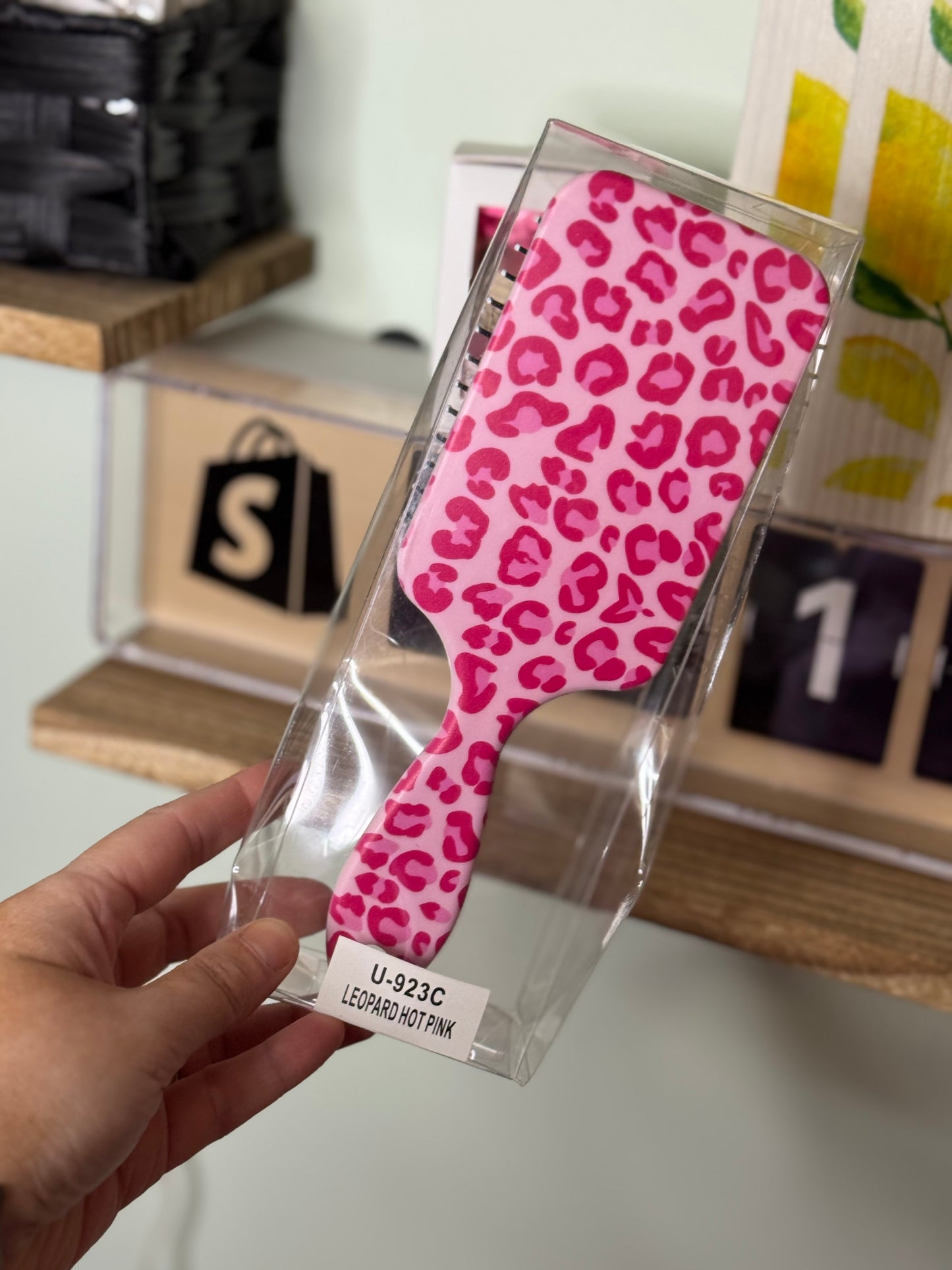 The Trendy Brush
