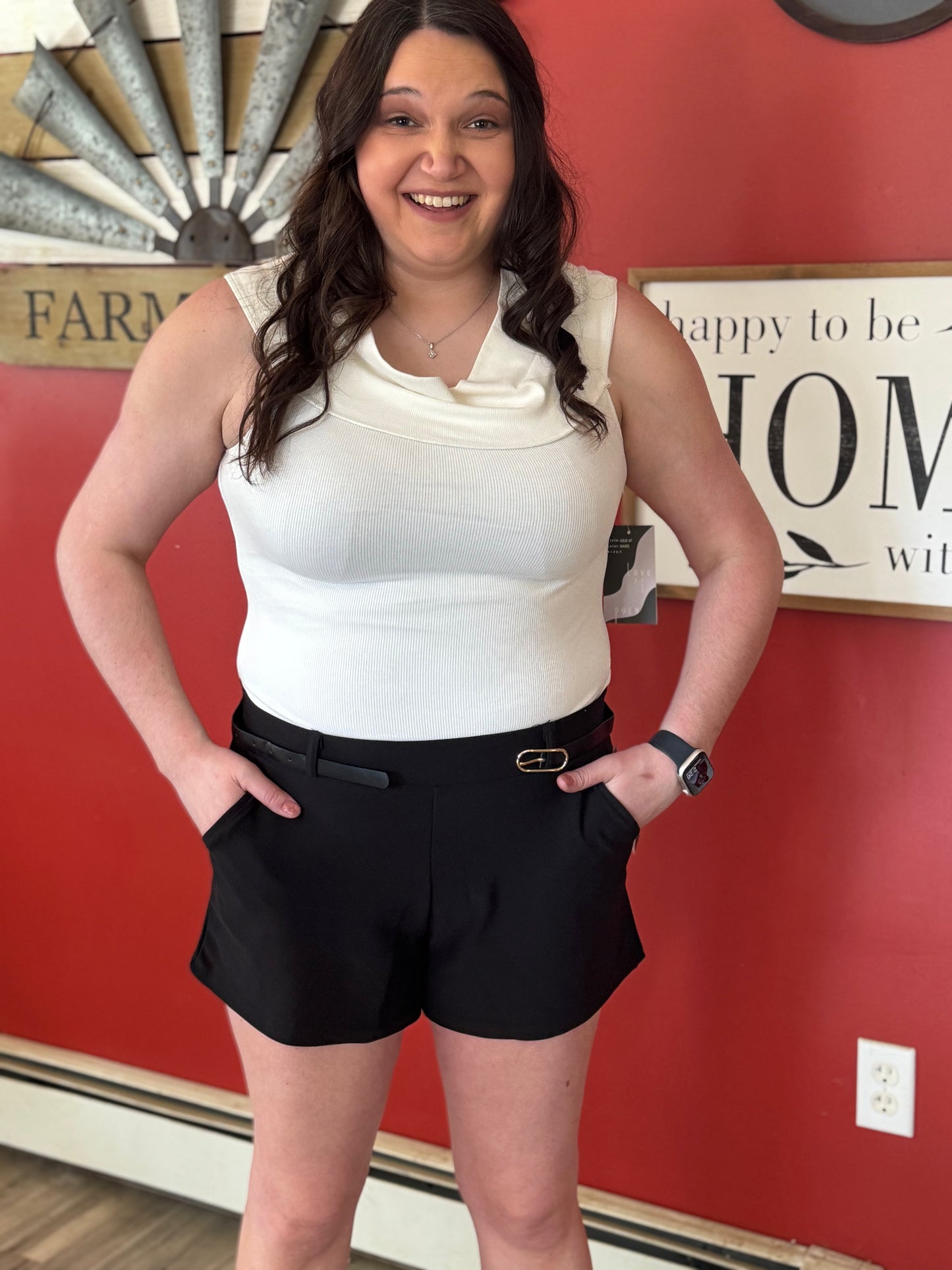 The Professional Shorts with Belt